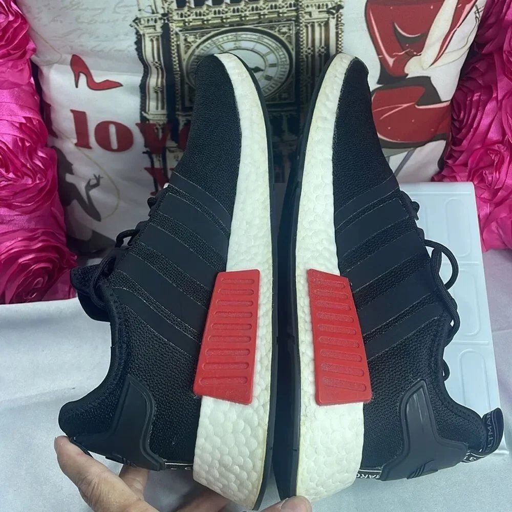 (H6) Adidas NMD R1 PK PrimeKnit,‎ size 11